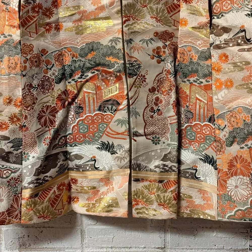 1940s/1950s Vibrant Japanese Silk Damask Cape w/ Tie Closure - Picture 3 of 9